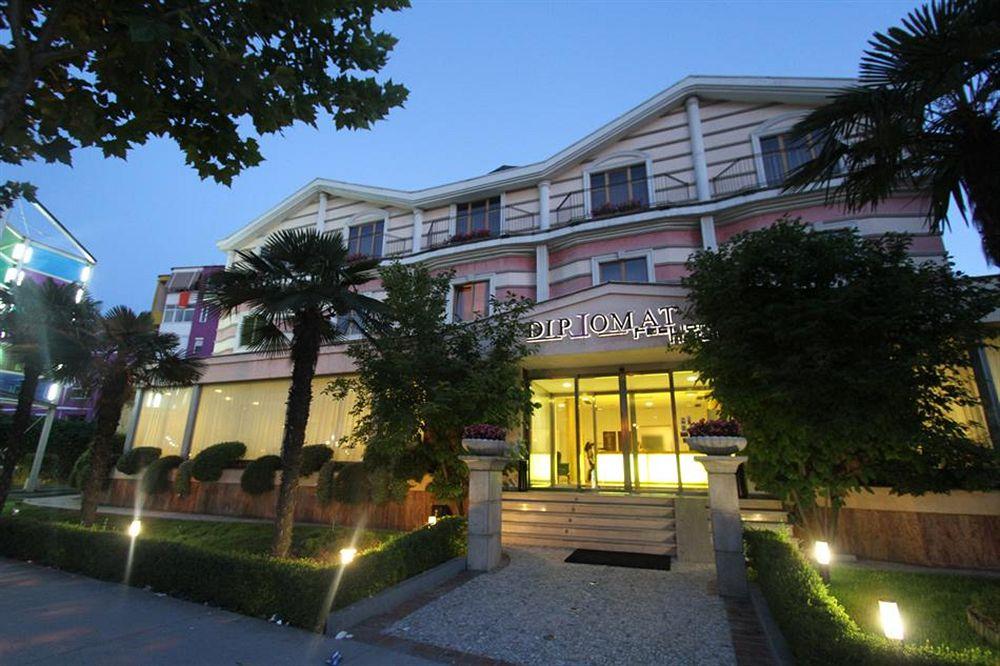 Diplomat Hotel & Spa Tirana Bagian luar foto