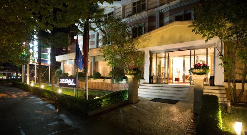 Diplomat Hotel & Spa Tirana Bagian luar foto