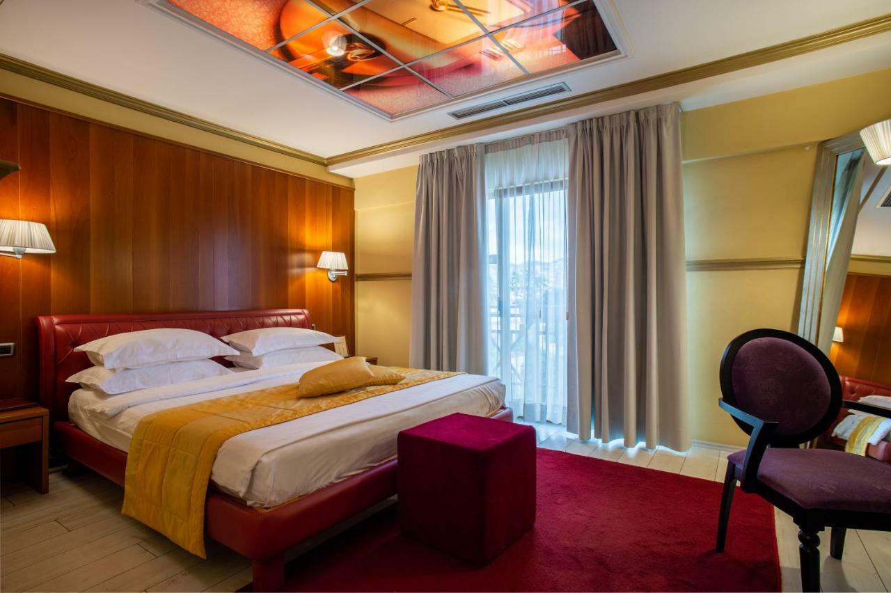 Diplomat Hotel & Spa Tirana Bagian luar foto